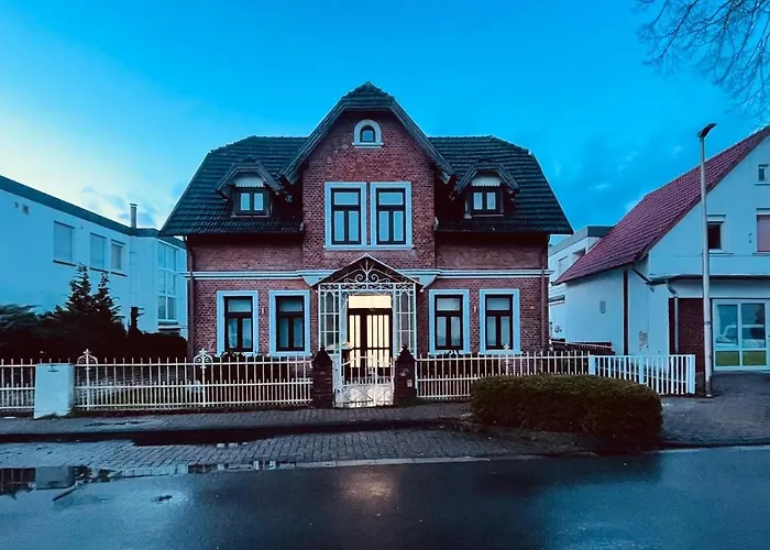 Leben & Wohnen In Einer Historischen Villa